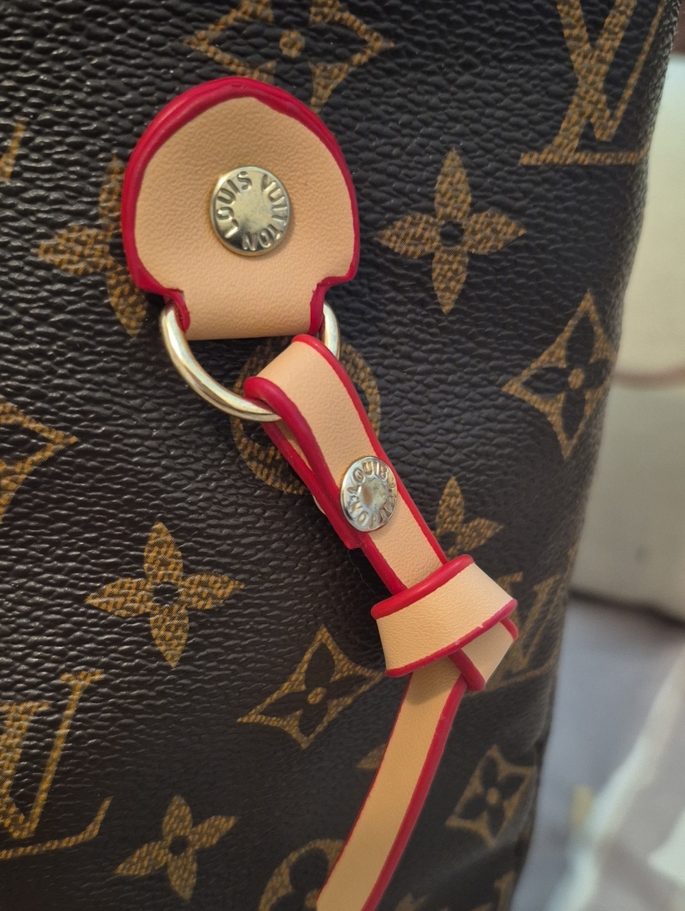 Tote Bag with LV  Design - Picture 2 of 10